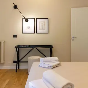Casa Clio In Canton De Fiori Appartamento